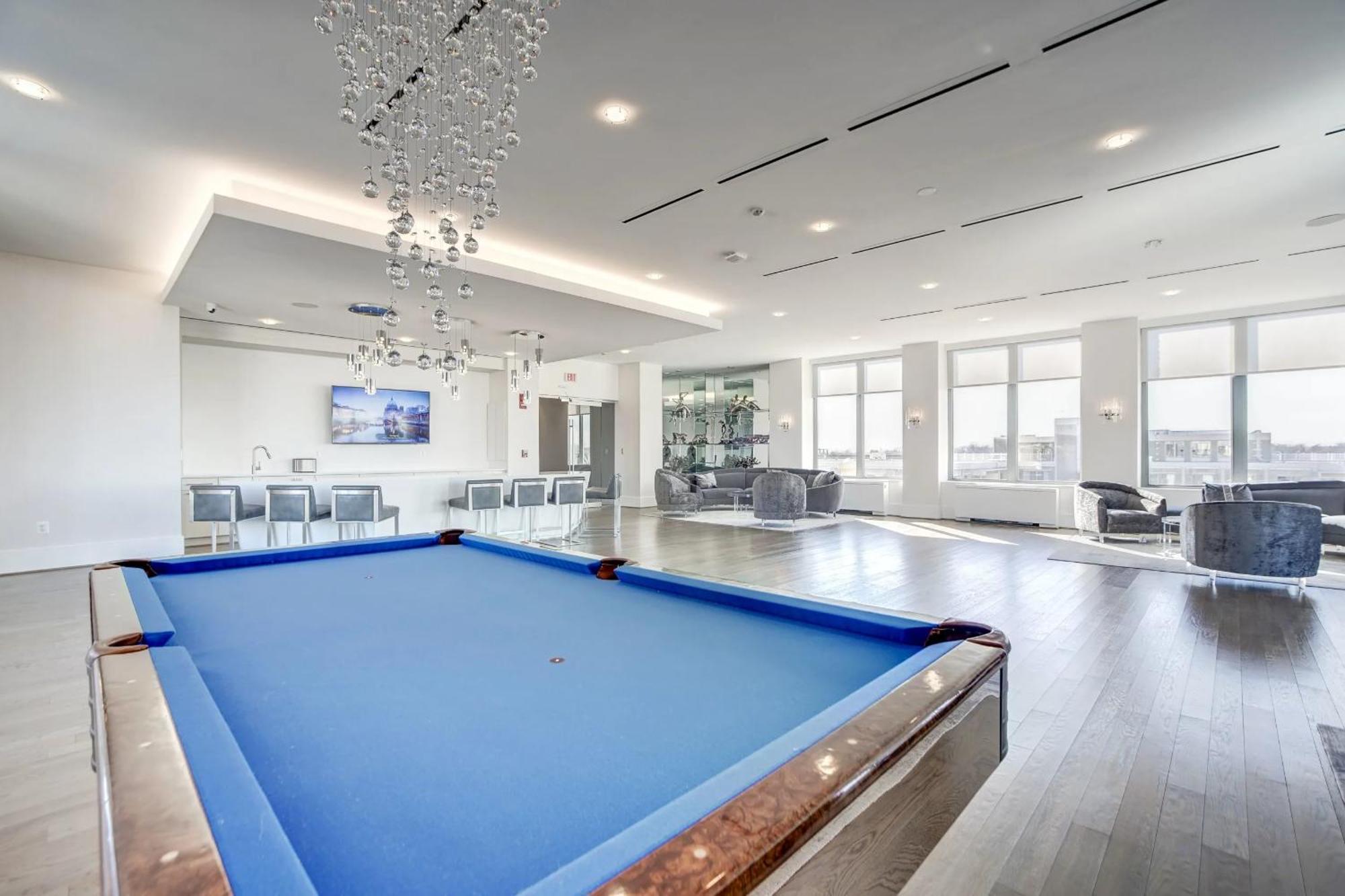 Sensational Condominium @Crystal City Arlington Exterior photo